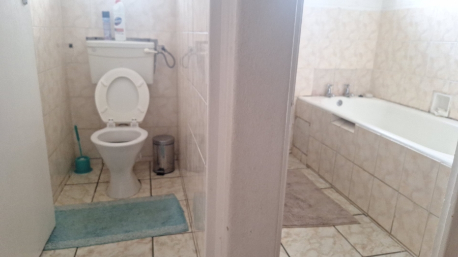 5 Bedroom Property for Sale in Retreat Western Cape